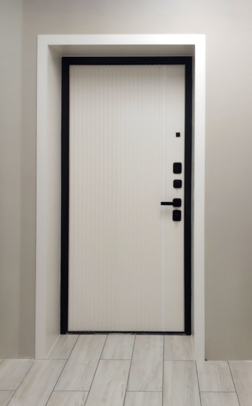 В прихожей квартиры В прихожей квартиры